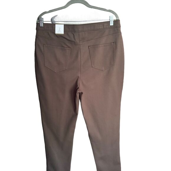 Chico's Ponte Faux Pocket Pant size 2 Short, Large Career Stretch New - Picture 3 of 8